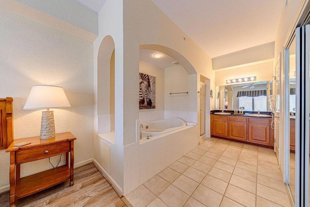 Exquisite 3 Bdr Condo Minutes To Disney オーランド エクステリア 写真