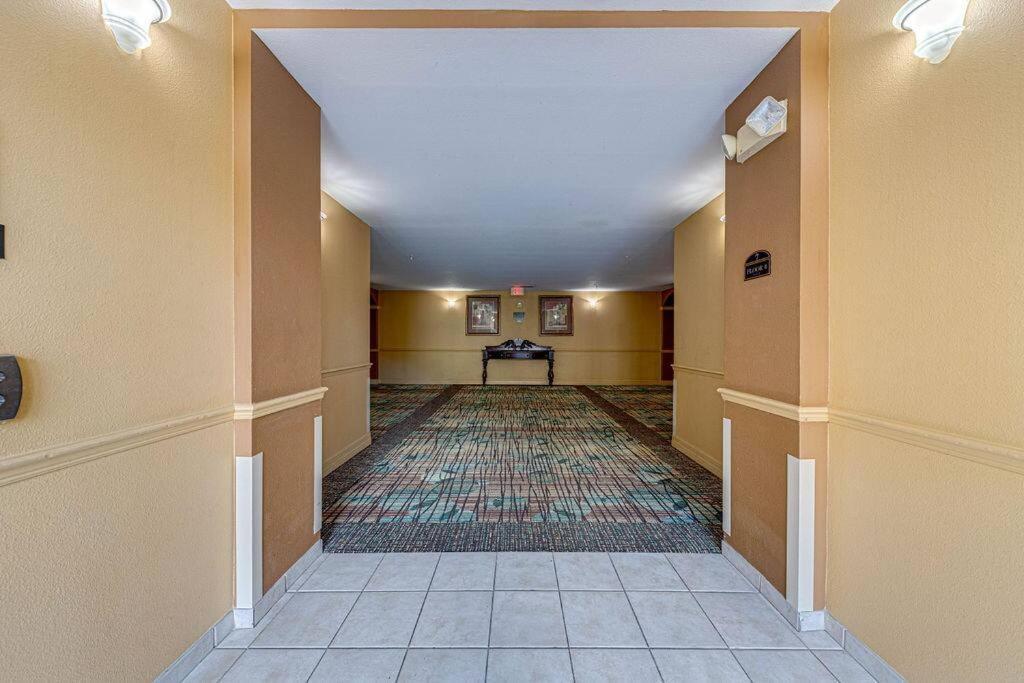 Exquisite 3 Bdr Condo Minutes To Disney オーランド エクステリア 写真