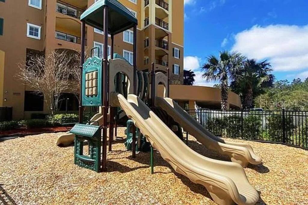 Exquisite 3 Bdr Condo Minutes To Disney オーランド エクステリア 写真